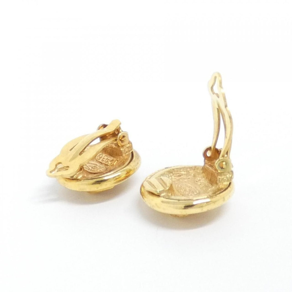 Chanel Vintage Earrings Gold — view 5