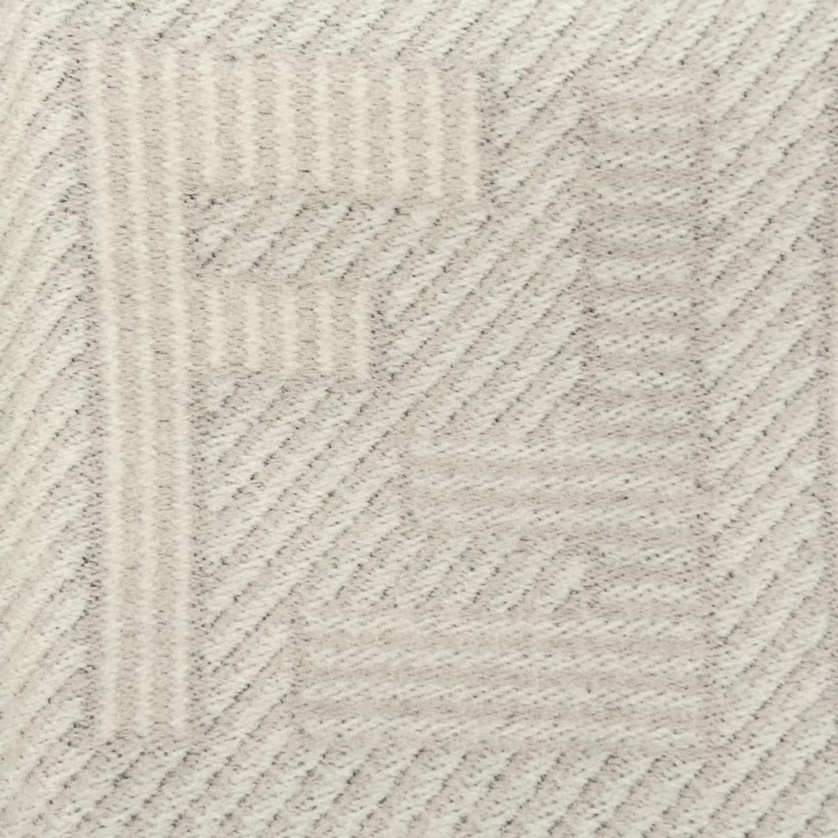 Fendi TU Scarf Beige — view 4