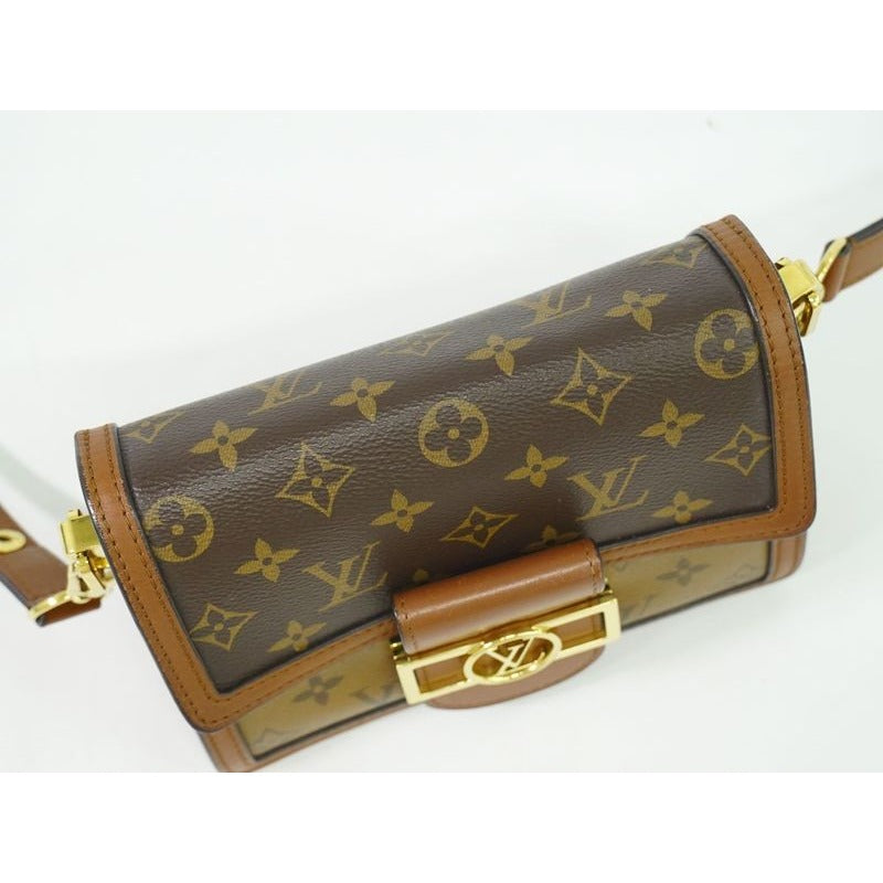 Louis Vuitton Dauphine Mini Monogram Reverse Shoulder Bag Pochette — view 5