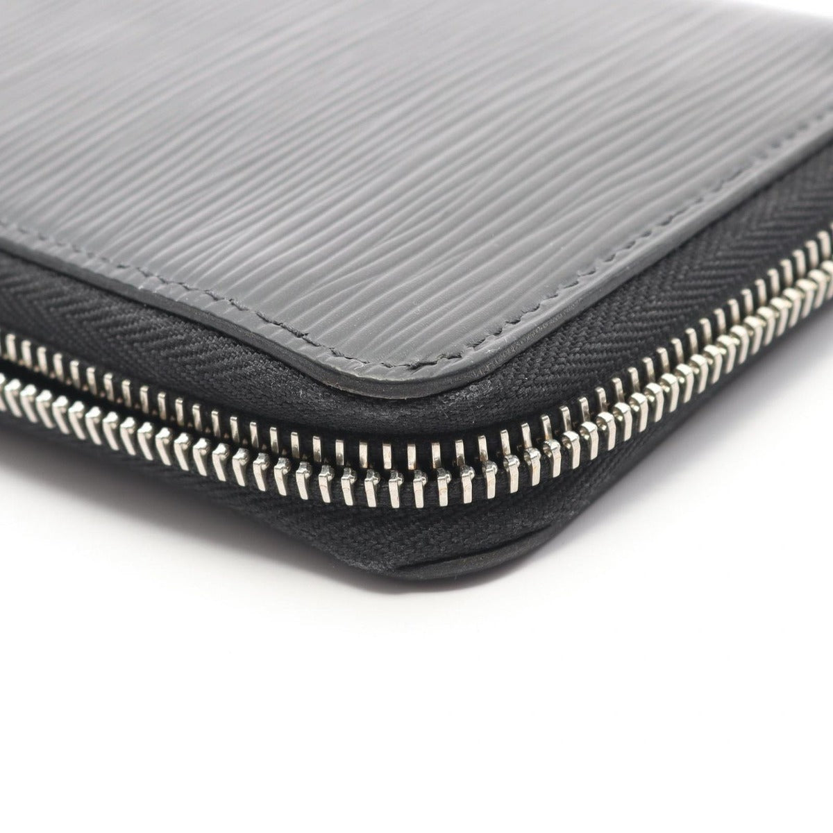 Louis Vuitton Round Wallet Zippy Vertical Noir Black Leather — view 9