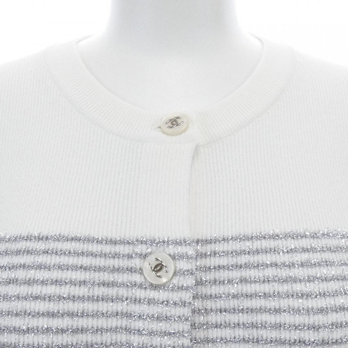 Chanel Cardigan White — view 6