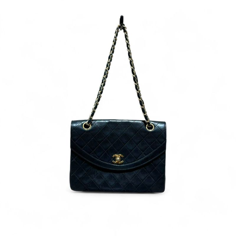 Chanel 2xxxxx 1980's Vintage Lambskin Matelasse Shoulder Bag Women Black -