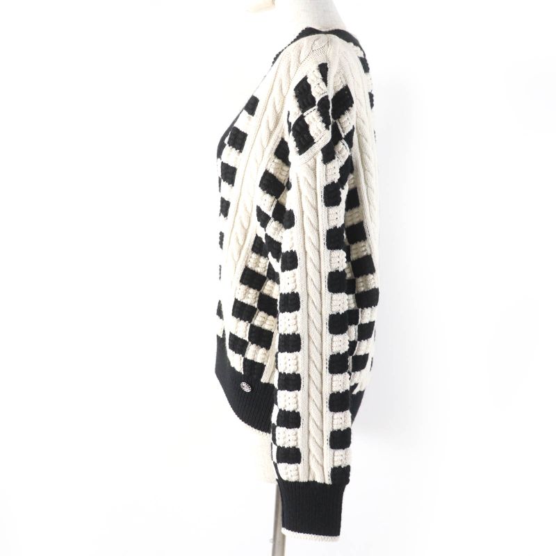 CHANEL P74123k10621 Cashmere Coco Mark Button Cable Knit Deep V-neck Long