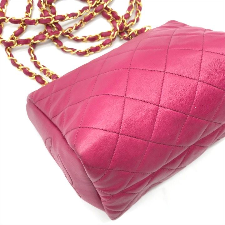 Chanel CC Logo Quilted Mini Chain Shoulder Bag Pink