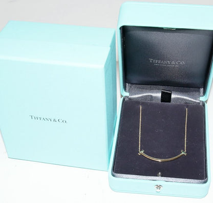 Tiffany & Co Pendant Necklace 18K Yellow Gold T-smile Pendant Necklace Medium