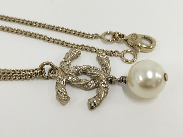 Chanel Necklace Accessories Coco Mark Faux Pearl Plated Silver B14V