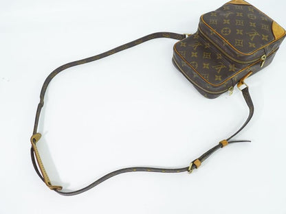 Authentic Louis Vuitton LV Amazon Monogram Shoulder Bag Pochette Brown M45236