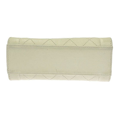 Chanel Matelasse Leather Click Label Shoulder Bag White 439887 Shoulder Bag