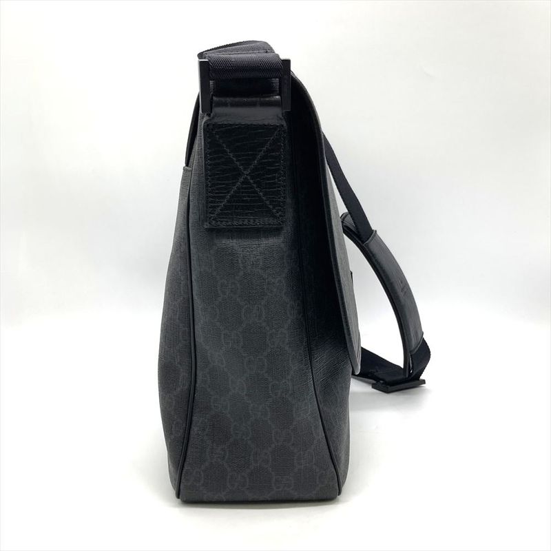 Gucci Shoulder Bag GG Supreme Canvas 169935 Black Messenger Bag Unisex