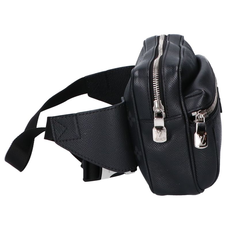 Louis Vuitton M30245 19 Years Taiga Llama Bum Bag Outdoor