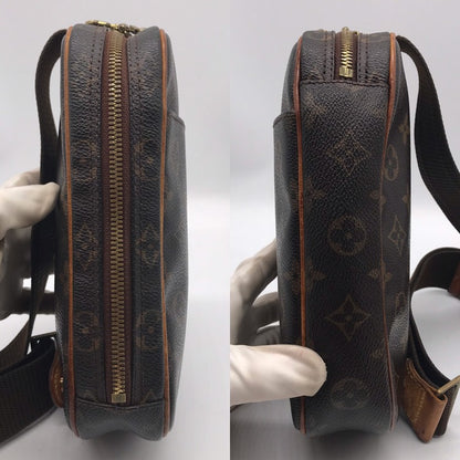 Louis Vuitton Monogram Pochette Gange Shoulder Bag Price Negotiation Welcome — view 3