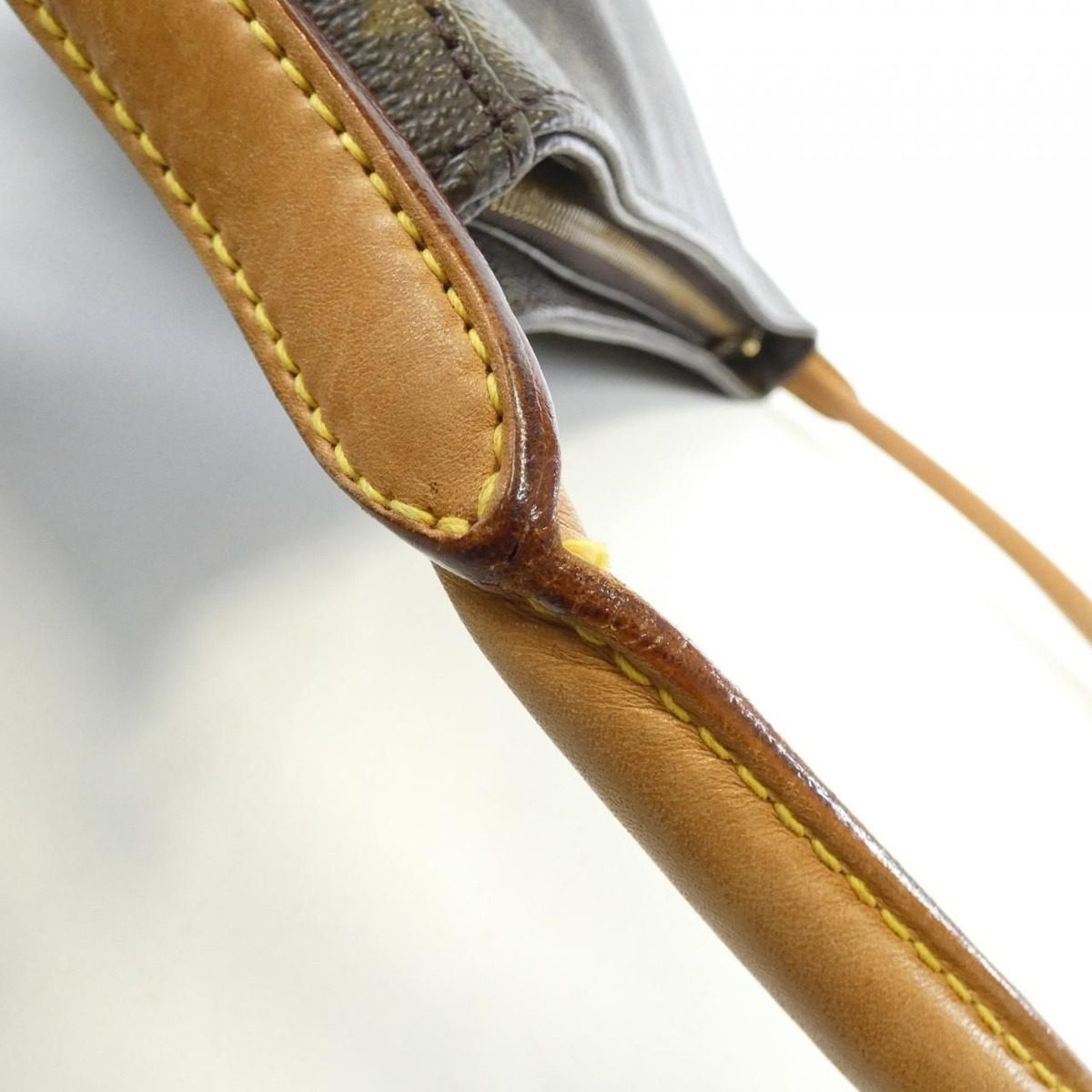 Louis Vuitton Monogram Looping GM Shoulder Bag — view 5