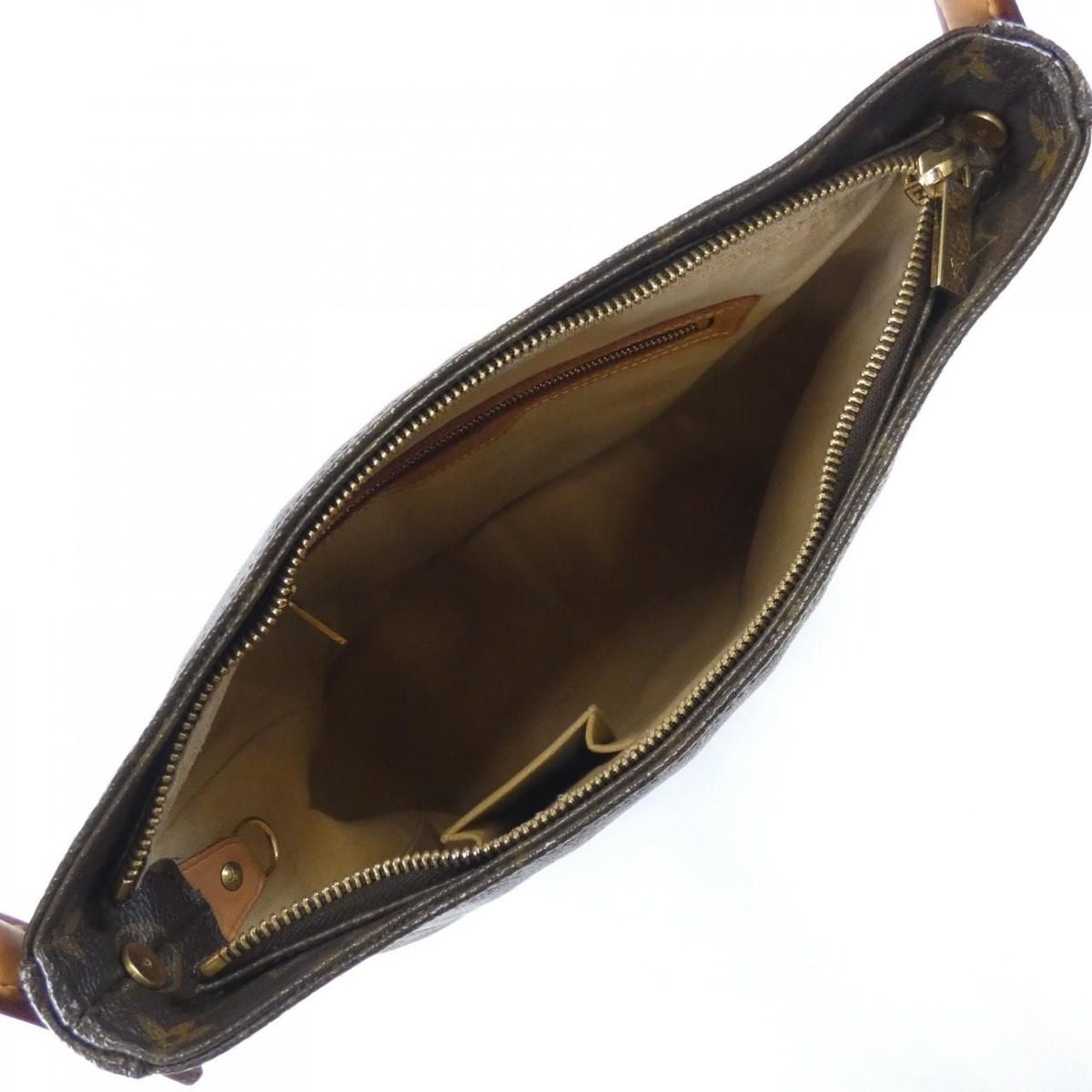 Louis Vuitton Monogram Looping GM Shoulder Bag — view 8