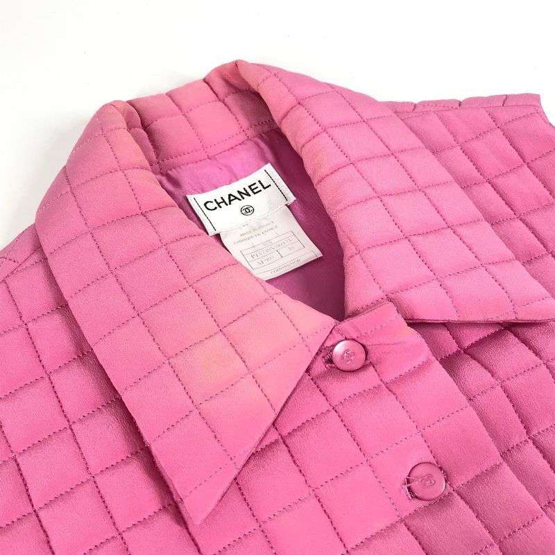 Chanel Vest CC Coco Mark Quilted P15739 Silk Pink