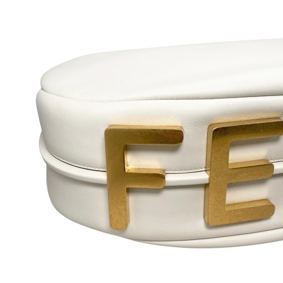 Fendi One Shoulder Bag Graffi Medium 8br799 A5DY F1hel Calf Leather White Beige