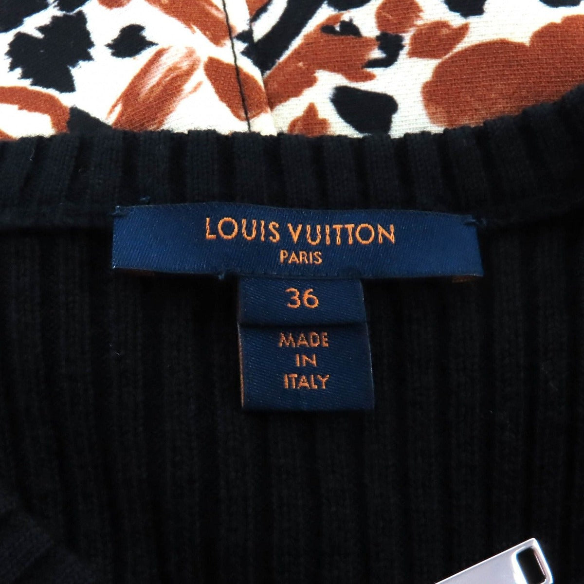 Louis Vuitton Wool Silk Blend Front Zip Long — view 6