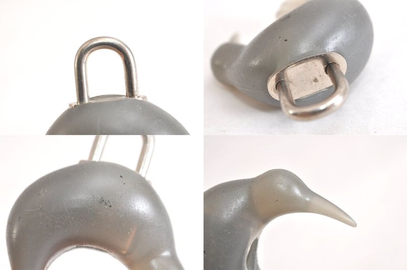 Louis Vuitton Cup 2000 Kiwi Motif Padlock Cadena Key Gray LV 2927n