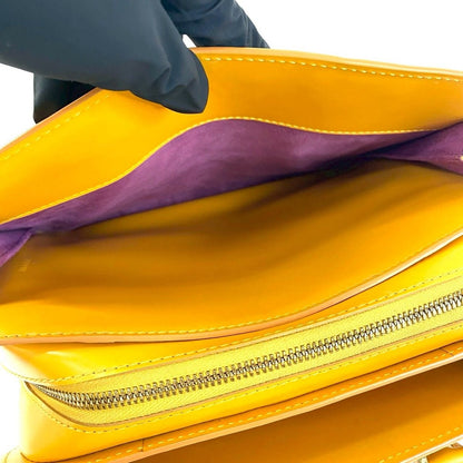 Louis Vuitton Vintage Pont Neuf Epi Leather — view 10