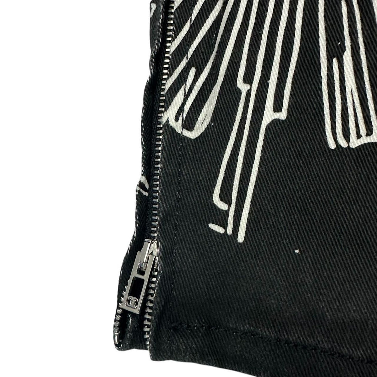 Chanel Pants Denim CC Logo Coco Button Chain Black White — view 5