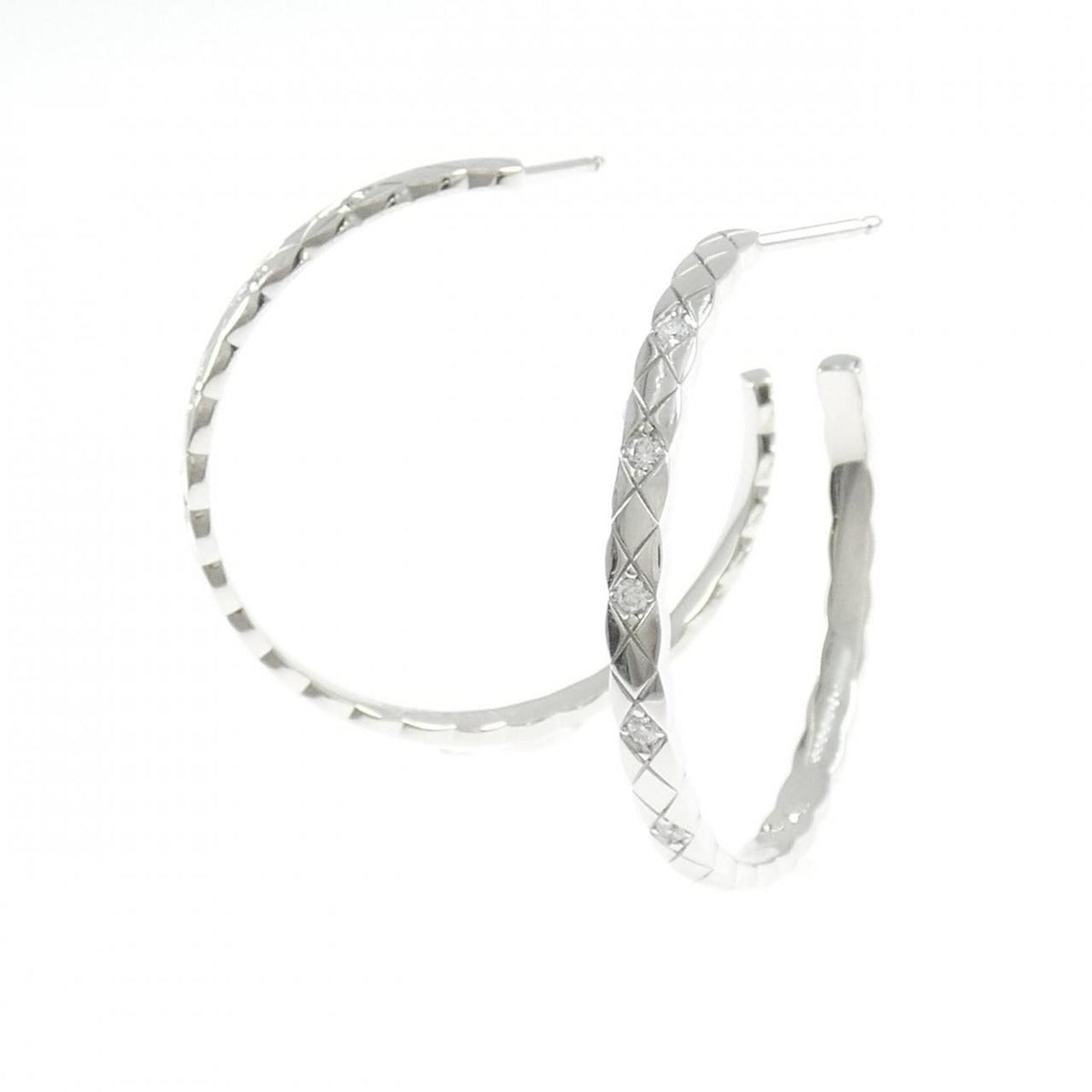 Chanel Coco Crush Earrings — view 2