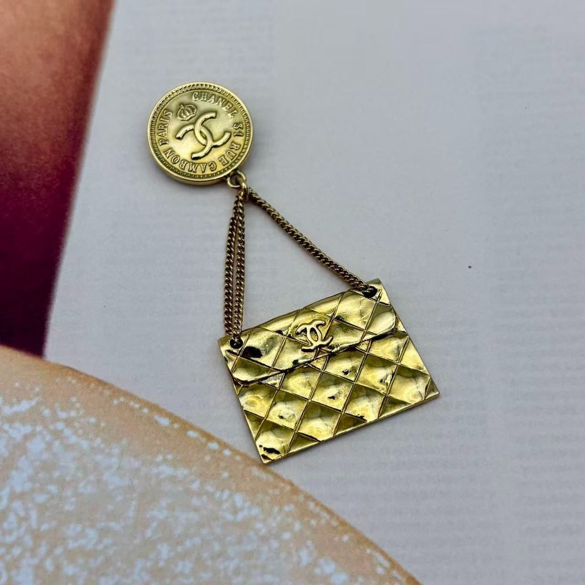 Chanel CC Logo Quilted Bag Brooch Gold Vintage