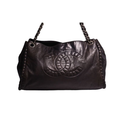Chanel Leather Shoulder Bag