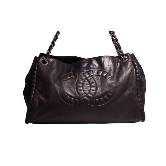 Chanel Leather Shoulder Bag