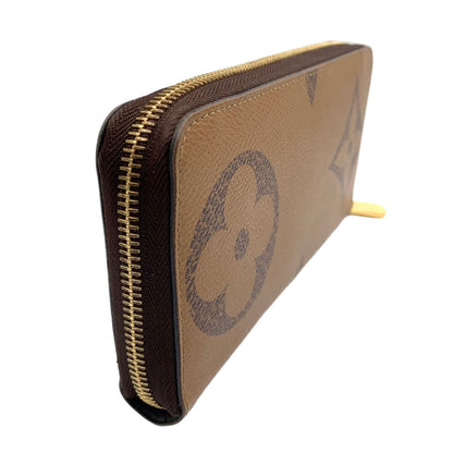 Louis Vuitton Zippy Wallet Monogram Giant Leather Dark Brown Light Round Gold — view 2