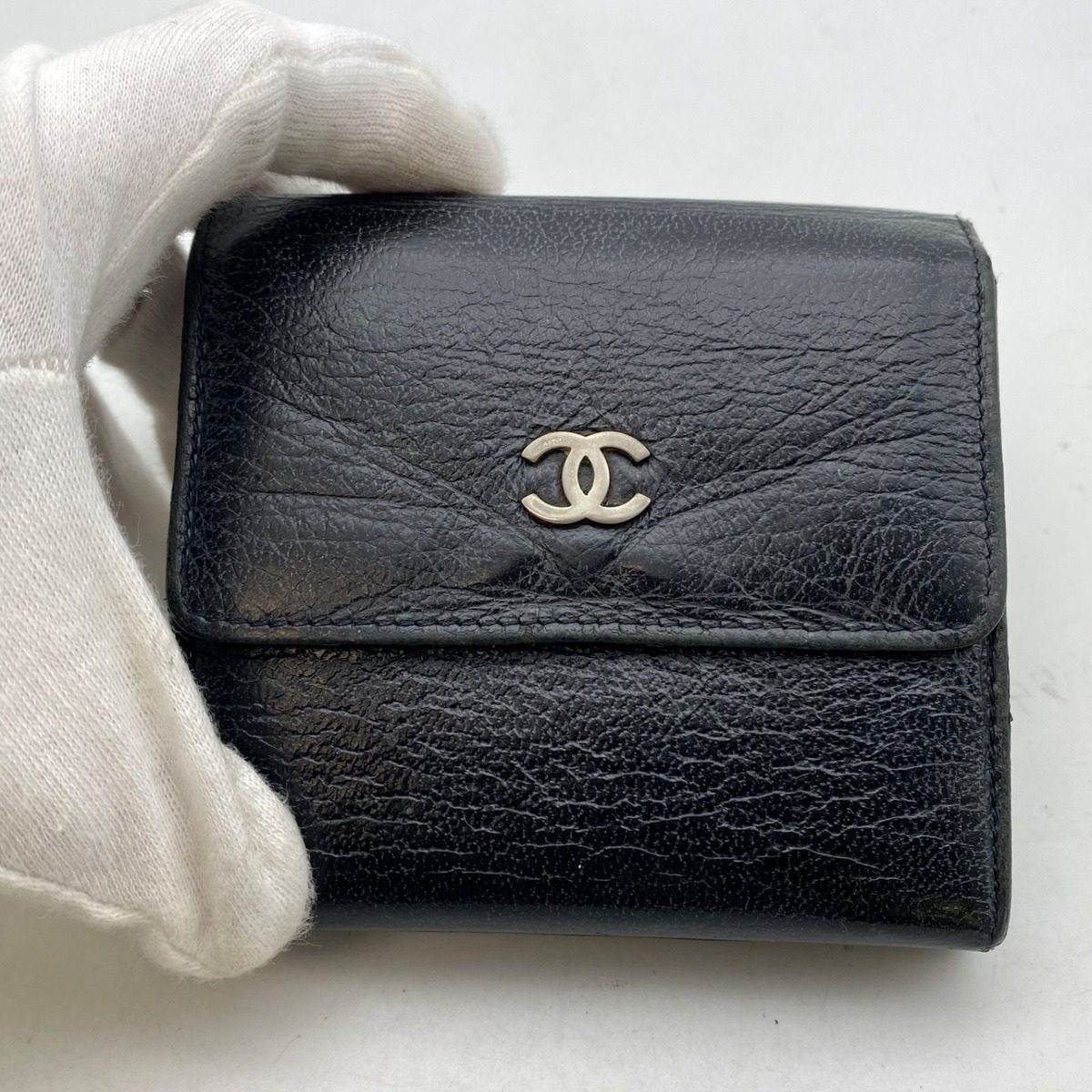Chanel Wallet Bifold Hook Compact Leather Black CC Logo — view 13