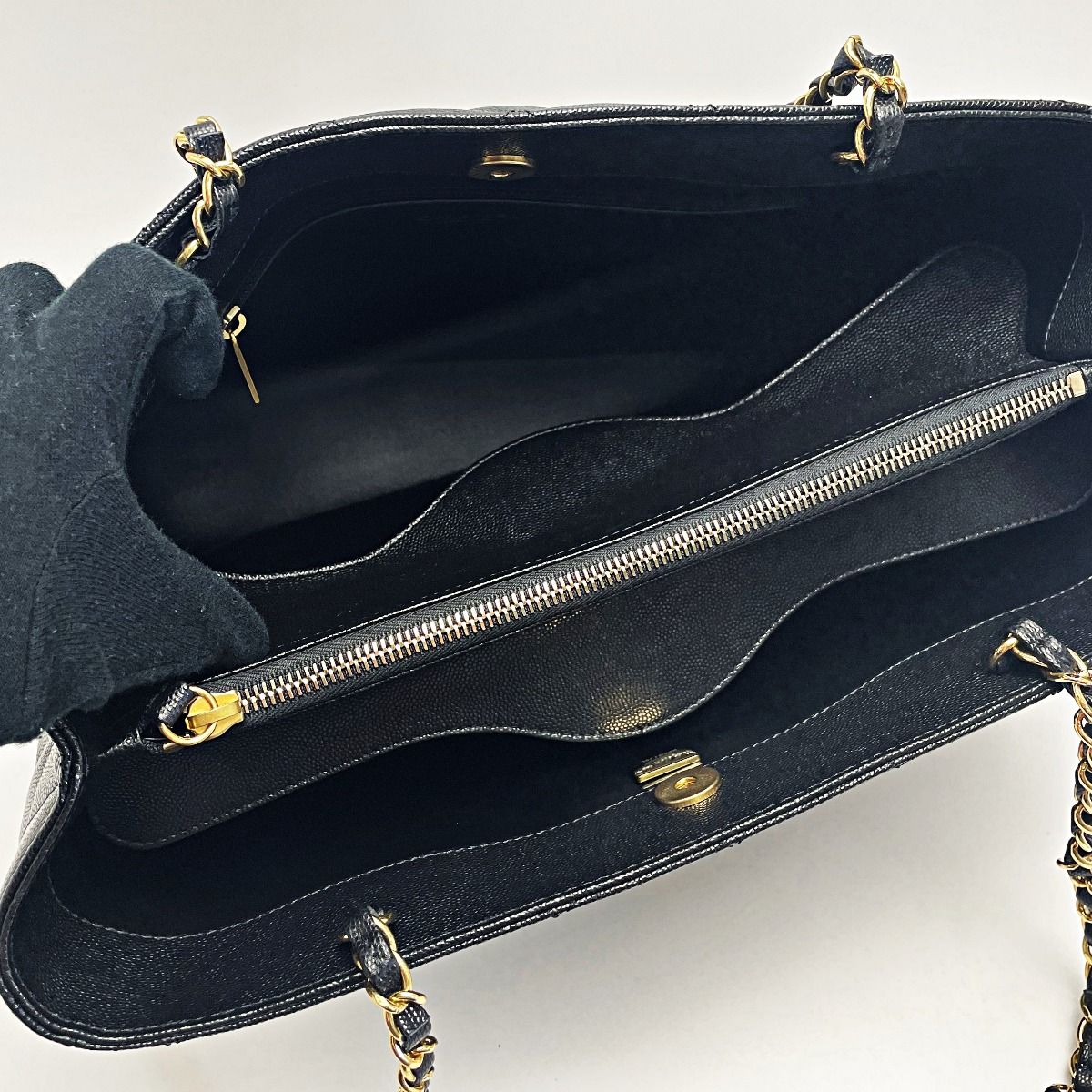 Chanel Matelasse As3634 Black Chain Tote Bag Caviar Skin Ladies Gold Hardware