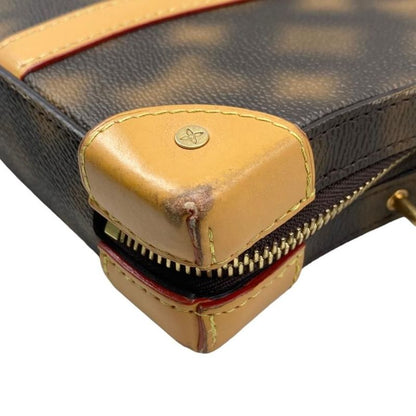 Louis Vuitton Shoulder Bag Soft Trunk M81580 Bruery Monogram Louis Vuitton