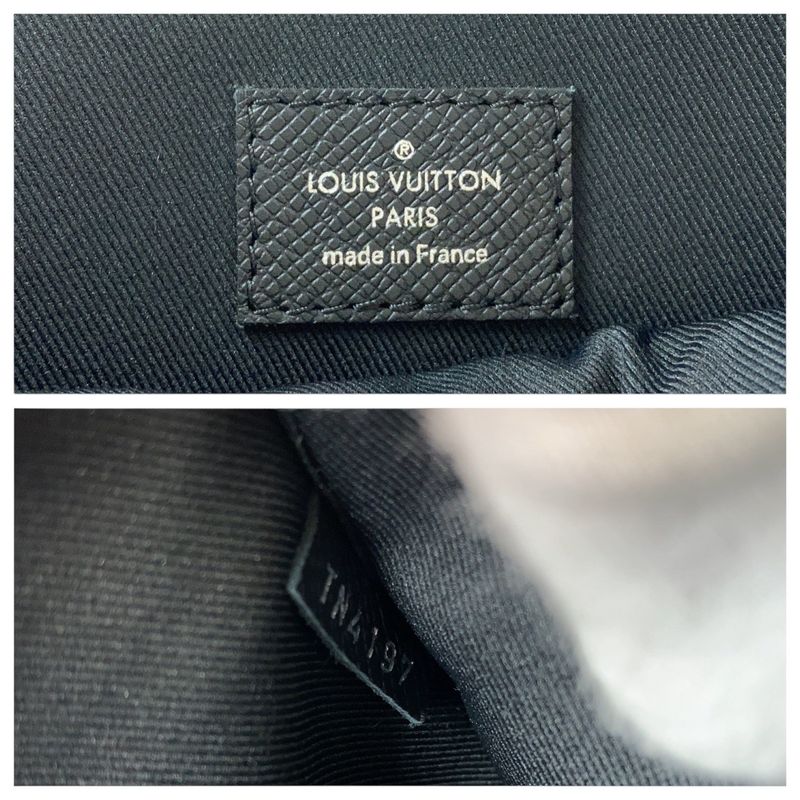 Louis Vuitton Taiga Pochette Apollo Black Silver Hardware Leather M30086 Clutch