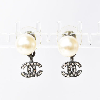 Chanel Earrings Logo CC Rhinestone Pearl Swing Coco Mark 230714