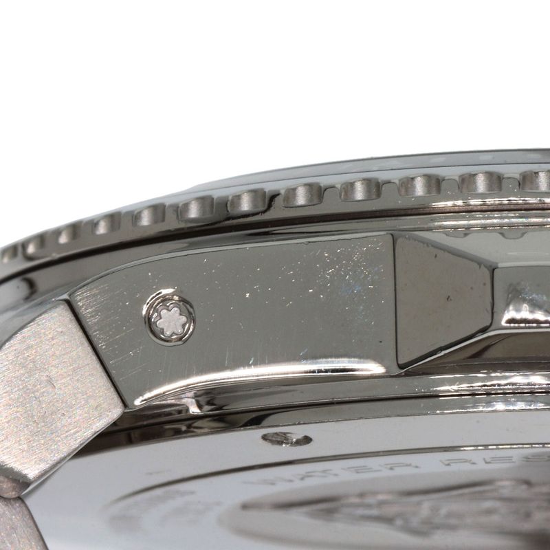 Gucci Ya1362 DIVE Watch SS Men's