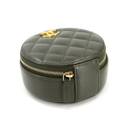 Chanel Matelasse Round Chain Shoulder Bag Lambskin Green Shoulder Bag 90298126