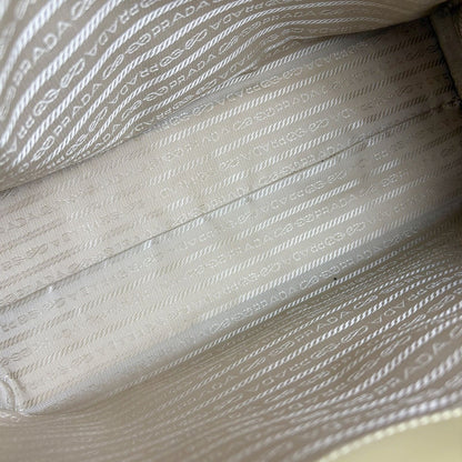 Prada Tote Logo Totes Cream — view 10
