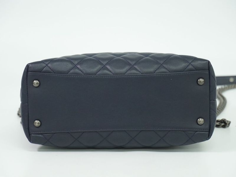 Authentic Chanel Coco Mark Matelasse 2WAY Shoulder Bag Handbag Pochette Leather