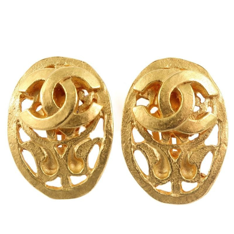 Chanel Oval Vintage Gold Plated 95 a 9.47 g Earrings