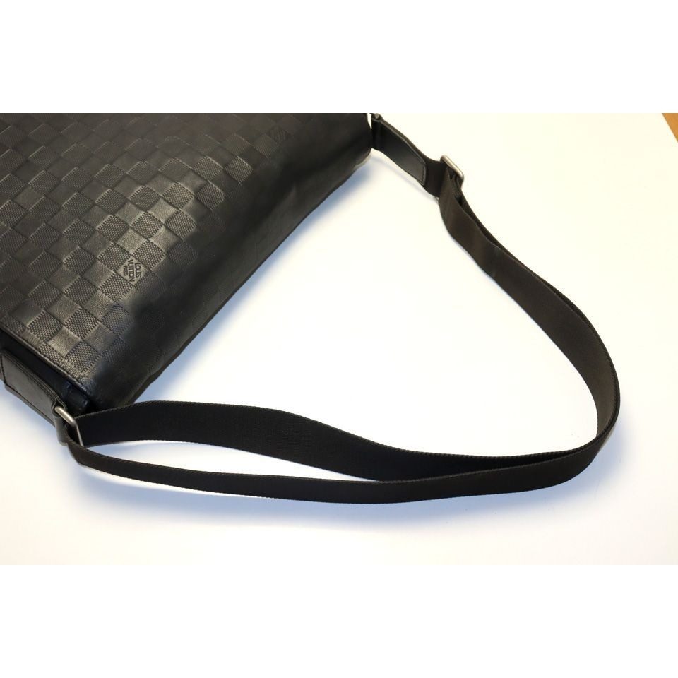 Louis Vuitton Damier Infini District MM Leather Shoulder Bag — view 6