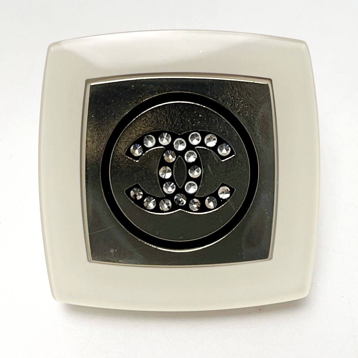 Chanel Resin X Rhinestone White X Gold Accessories Earrings Ladies