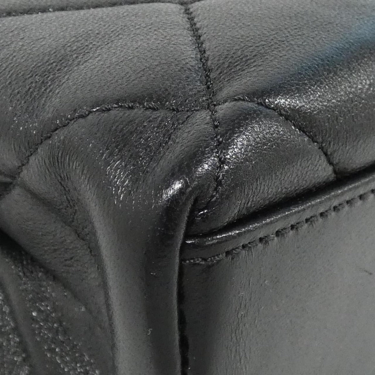 Chanel Bag Black — view 3