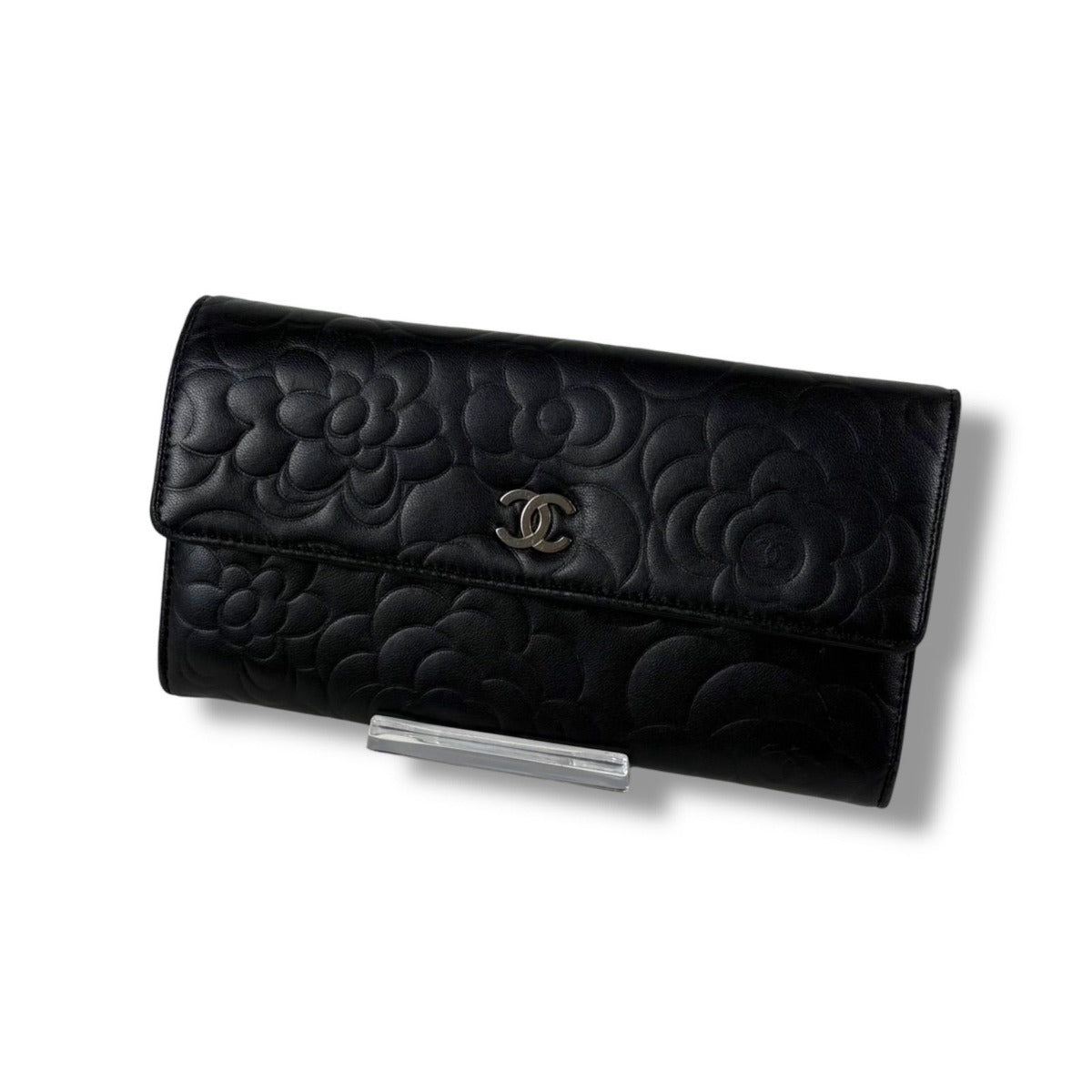 Chanel Camellia Long Wallet Bifold CC Logo Black — view 2