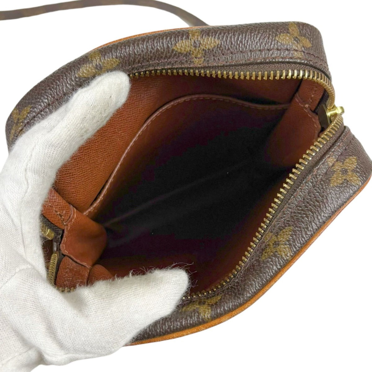 Louis Vuitton Danube Shoulder Bag Monogram Leather Brown — view 8