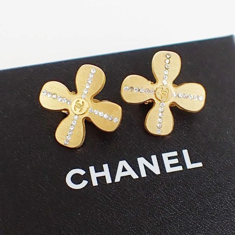 Chanel Earrings CC Gold Stones Flower 86fa446