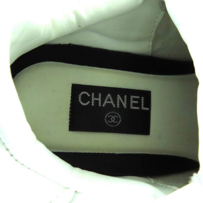 Chanel Quilted Lace-Up Leather Sneakers White 38 — view 11