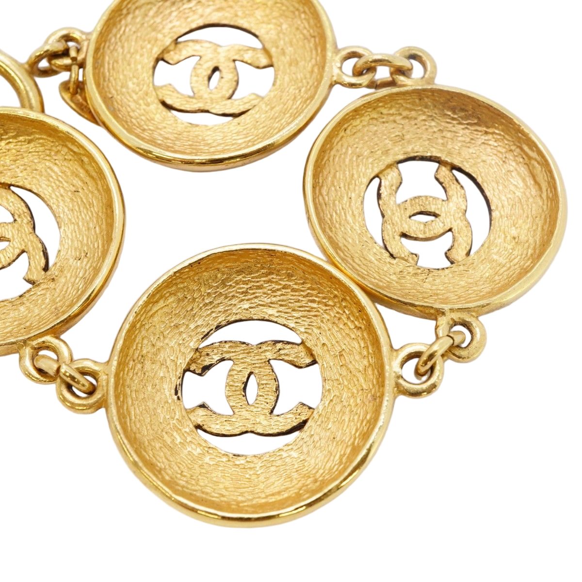 Chanel Bracelet Vintage CC Logo Round — view 2
