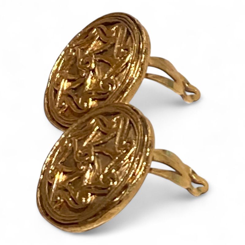 Chanel ⑤ Coco Mark Earring Ladies Gold FREE