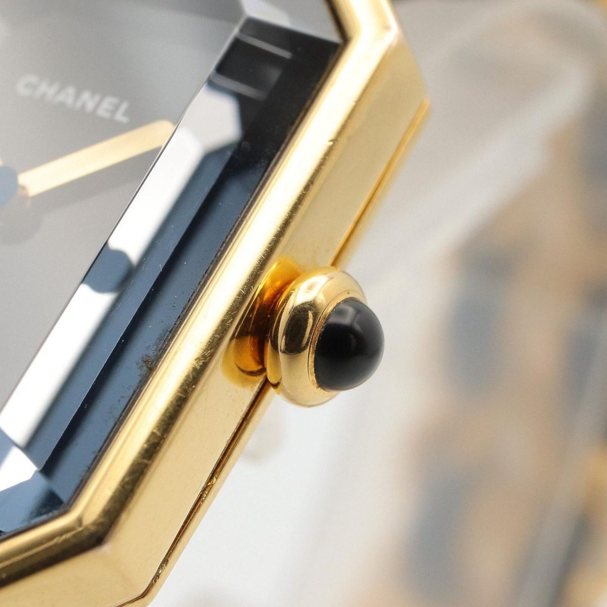 Chanel Watch Premiere M Black Leather — view 7