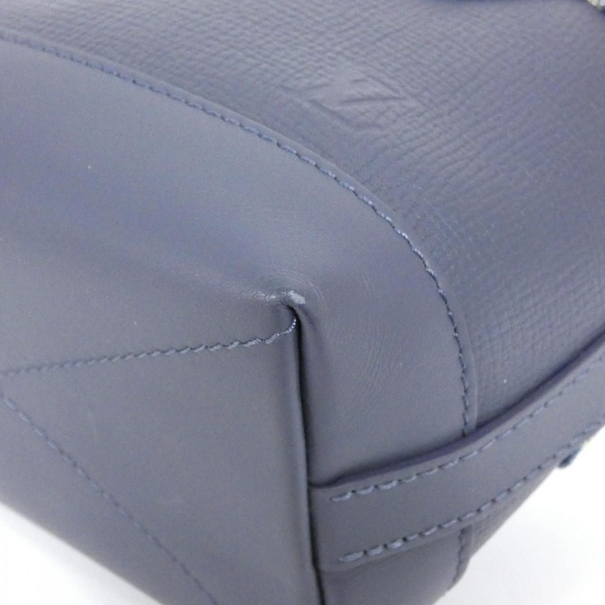 Louis Vuitton Monogram Drip Japanese Shoulder Bag — view 4