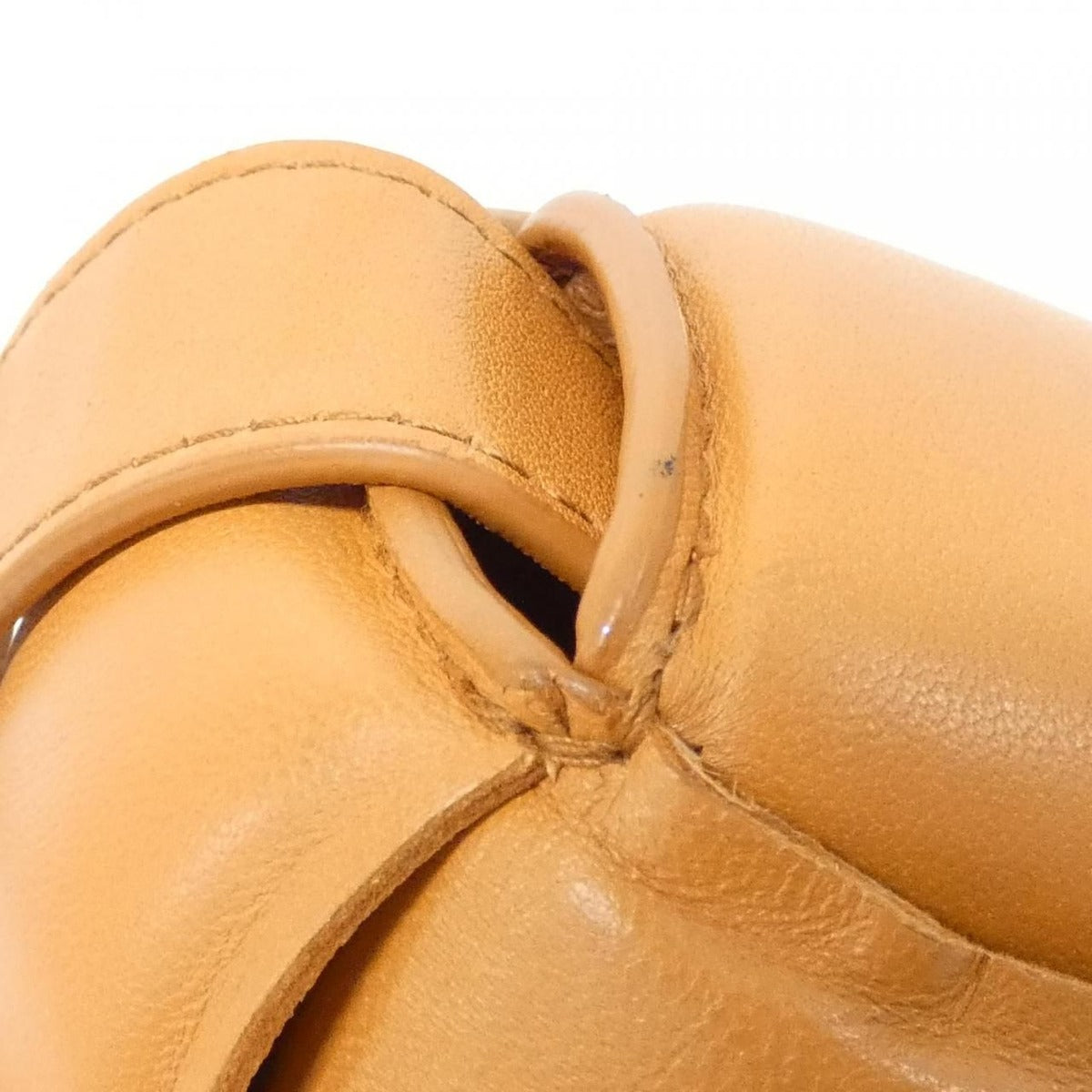 Bottega Veneta Shoulder Bag Gold — view 4